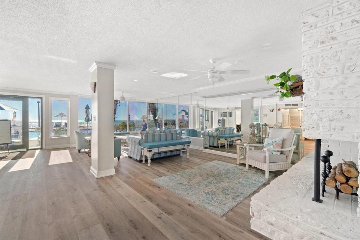 Apartment Regency Towers 207 - Sleeps 8 -east-gulf Overview Panama City Beach